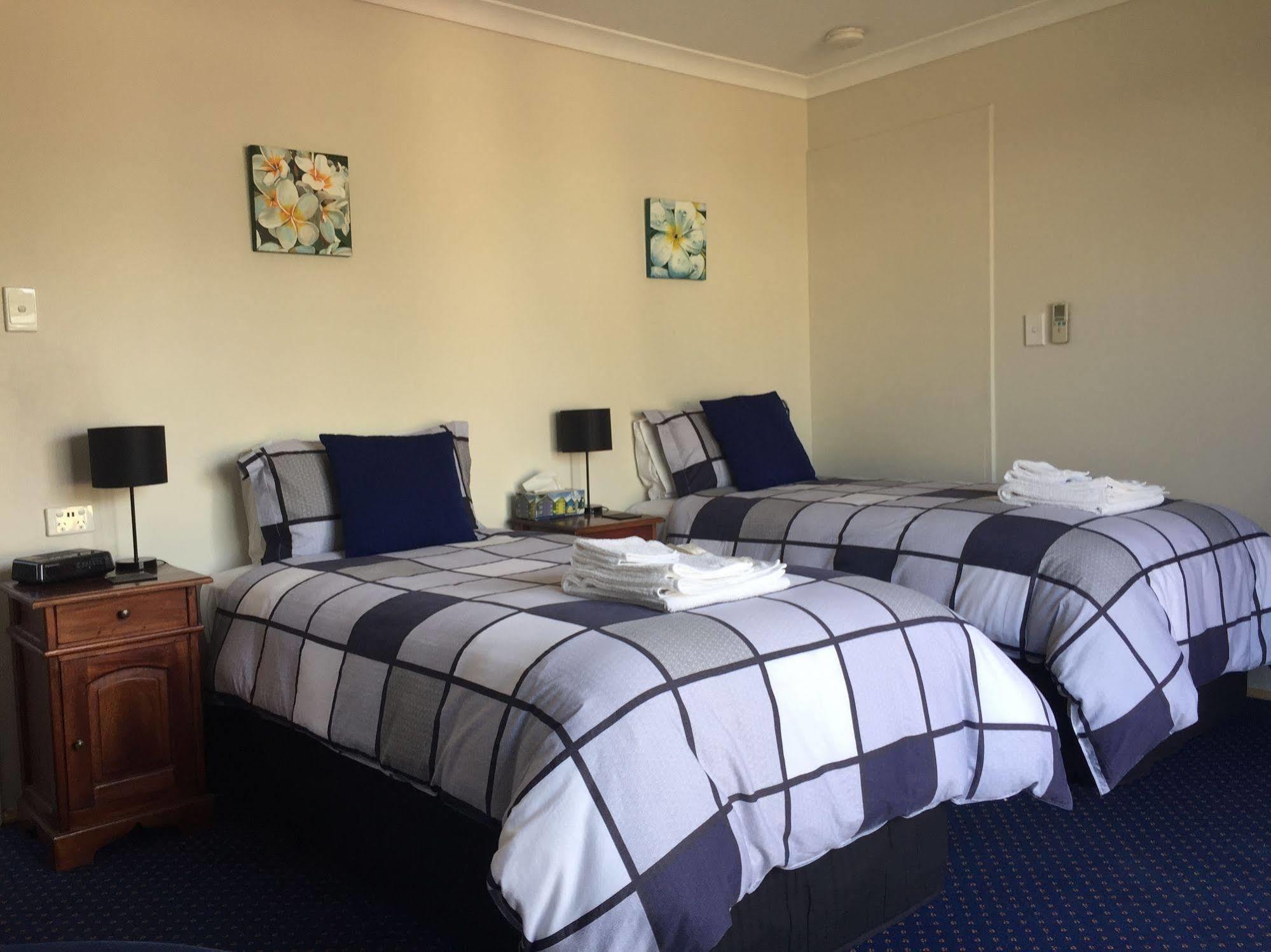 Observatory Guesthouse - Adults Only Басселтон Экстерьер фото